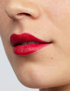 ANTIPODES MOISTURE-BOOST LIPSTICK 4G Ruby Bay Rouge